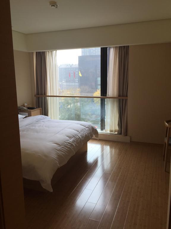 Ji Hotel Jinan Quancheng Square Exterior foto